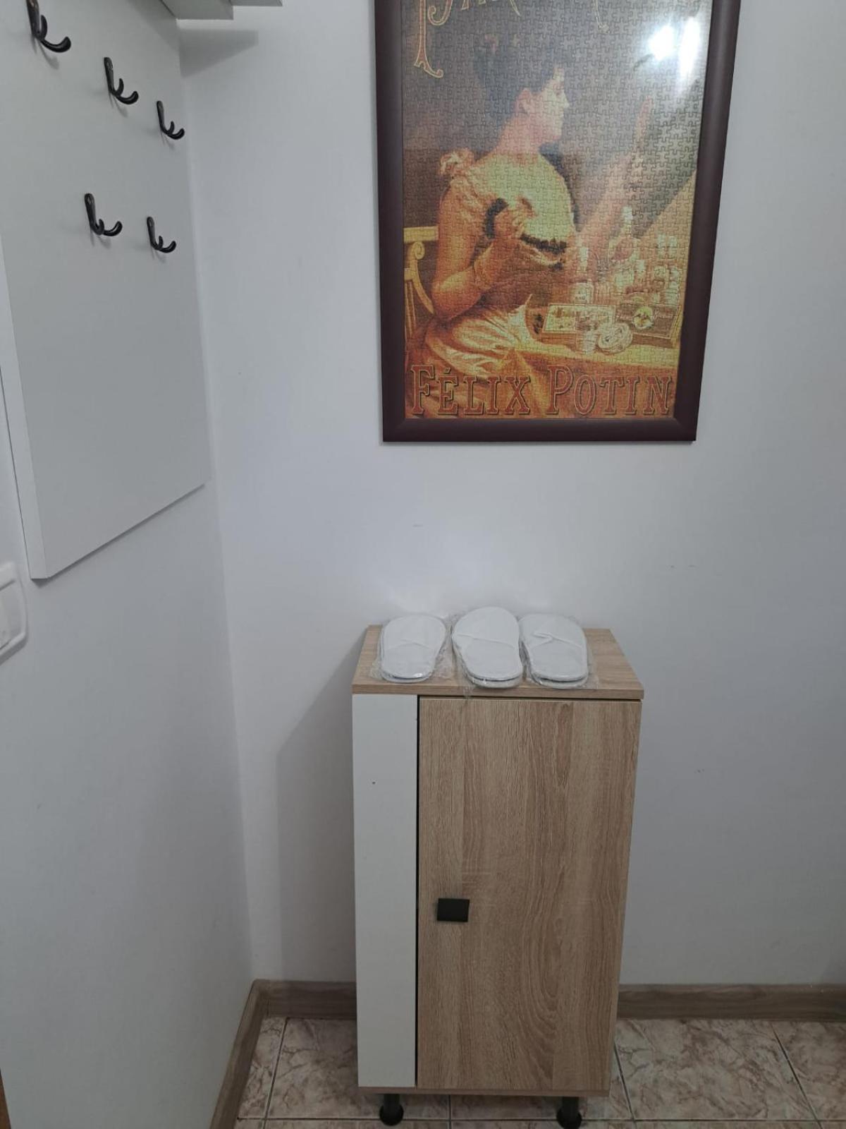 Mia Apartments Craiova Buitenkant foto